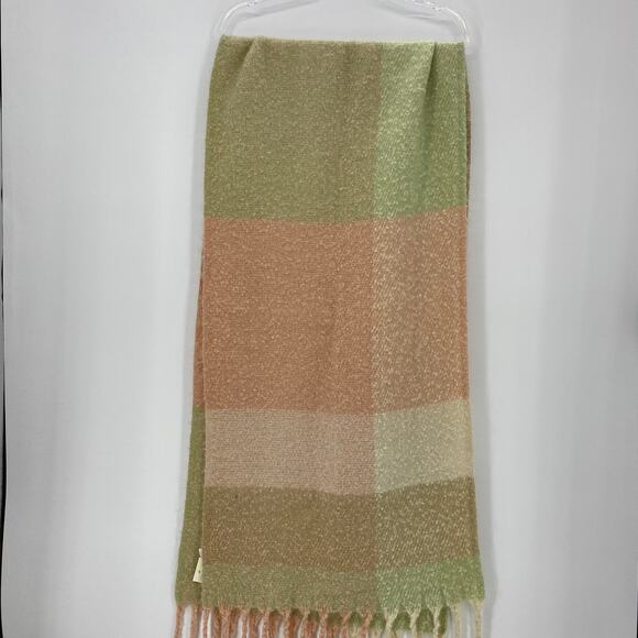 New WORLD MARKET Pastel Knit Soft 84 x 20 Inch Scarf Wrap - Picture 1 of 3